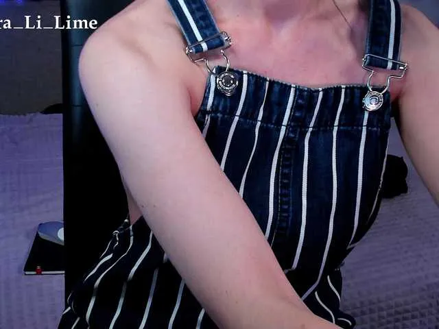 Live sex webcam photo for KiraLiLime #287990511