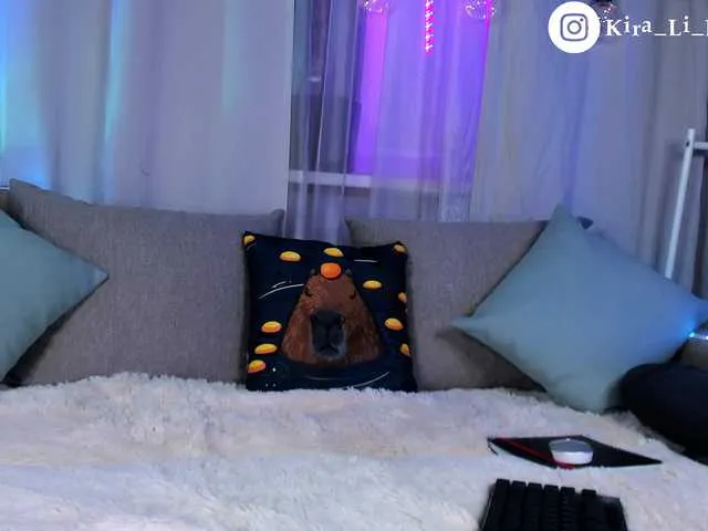 Live sex webcam photo for KiraLiLime #287990547