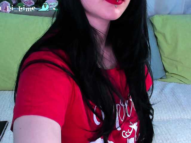 Live sex webcam photo for KiraLiLime #287990710