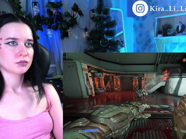 Live sex webcam photo for KiraLiLime #287990789