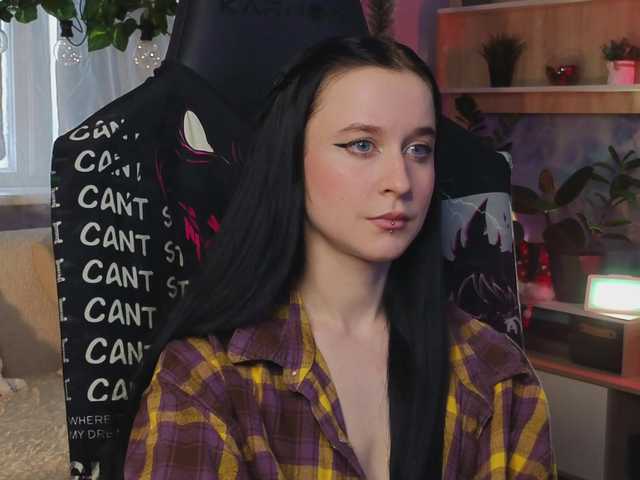 Live sex webcam photo for KiraLiLime #290629230