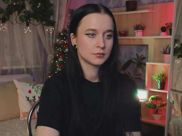 Live sex webcam photo for KiraLiLime #290631071