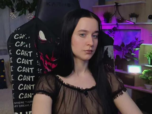 Live sex webcam photo for KiraLiLime #290719542