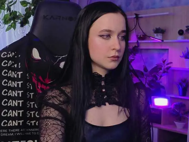 Live sex webcam photo for KiraLiLime #290732461