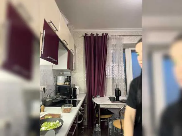 Live sex webcam photo for KiraLiLime #291114241