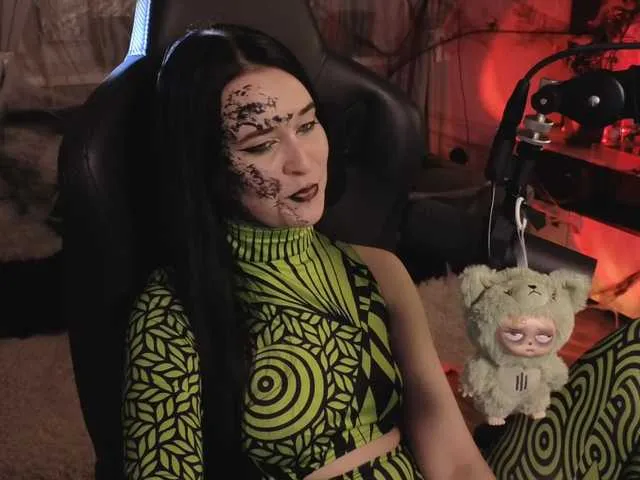 Live sex webcam photo for KiraLiLime #292187304