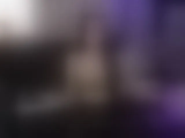 Live sex webcam photo for KiraLiLime #294031447