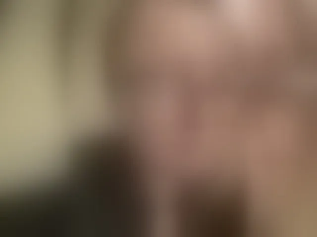Live sex webcam photo for KiraMalina #294075883