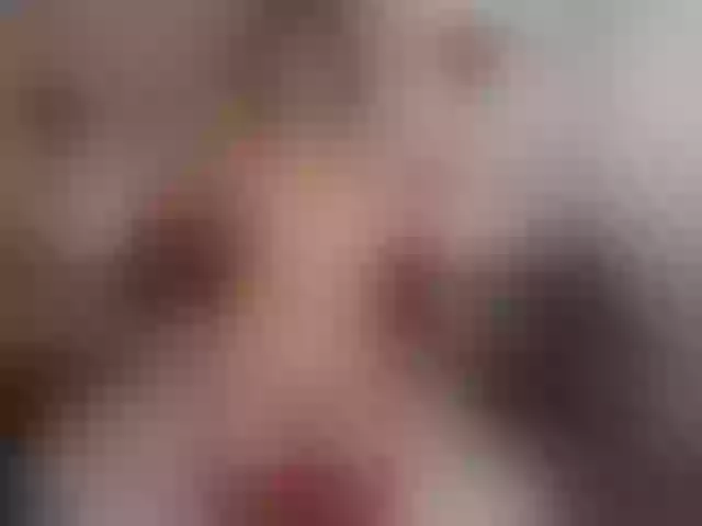 Live sex webcam photo for KiraRoxx #290484941