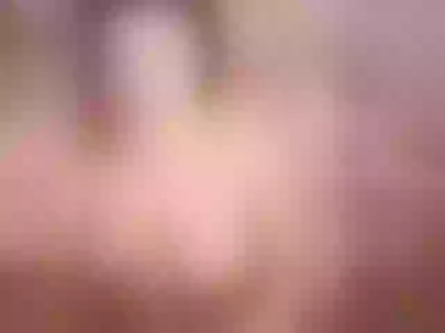 Live sex webcam photo for KiraRoxx #290505314