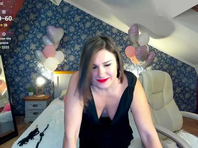 Live sex webcam photo for KiraRoxx #290515539