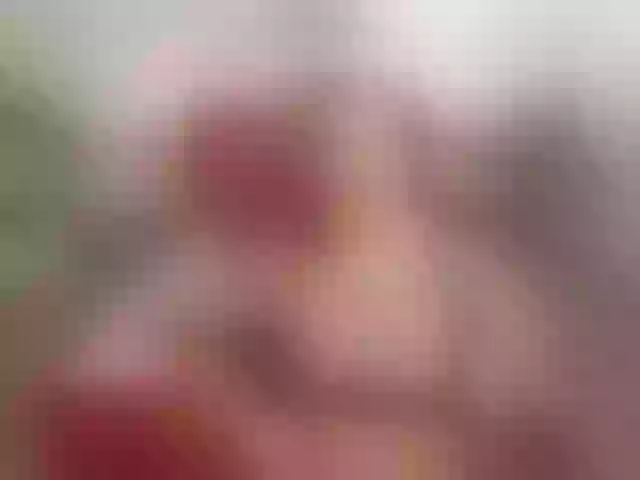 Live sex webcam photo for KiraRoxx #290586654