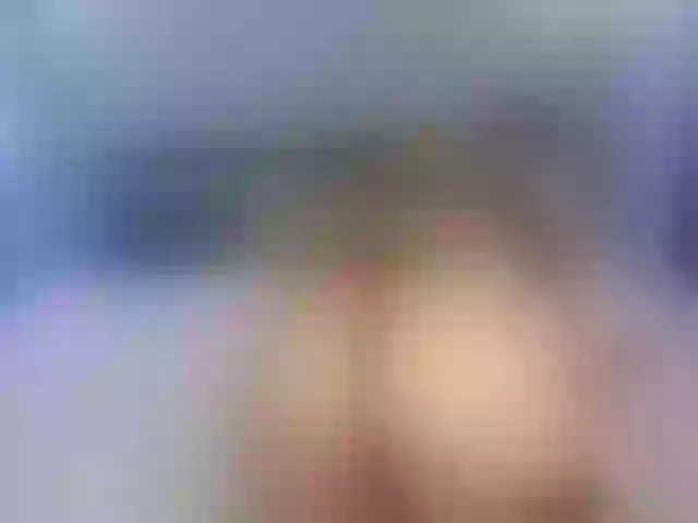 Live sex webcam photo for KiraRoxx #290911176