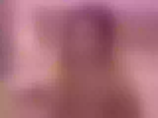 Live sex webcam photo for KiraRoxx #291817587