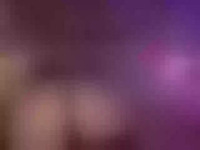 Live sex webcam photo for KiraRoxx #292154156