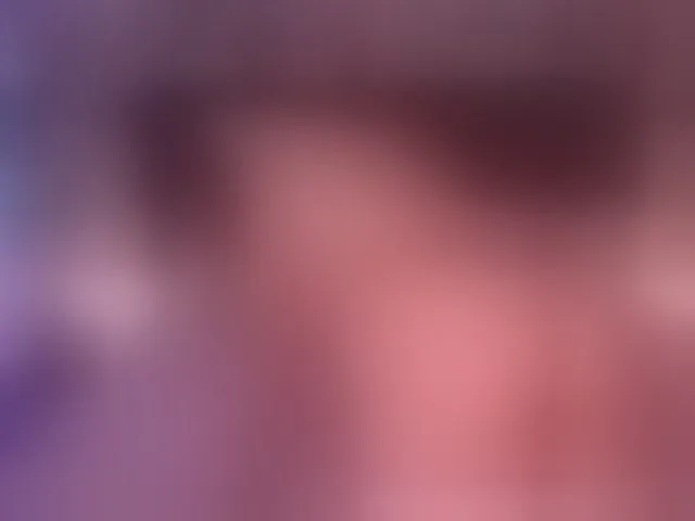 Live sex webcam photo for KiraRoxx #292753119