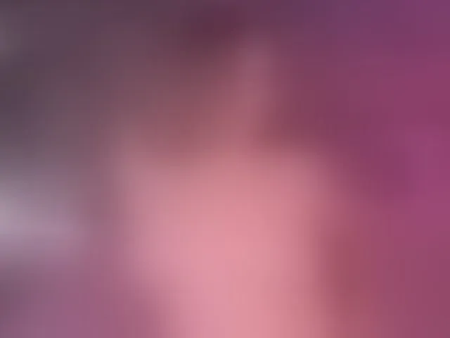 Live sex webcam photo for KiraRoxx #292799504