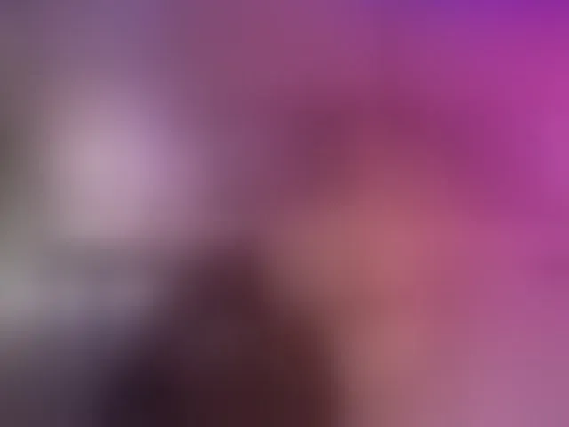 Live sex webcam photo for KiraRoxx #293043033