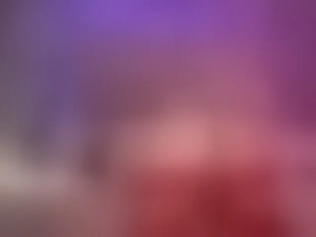 Live sex webcam photo for KiraRoxx #293500065