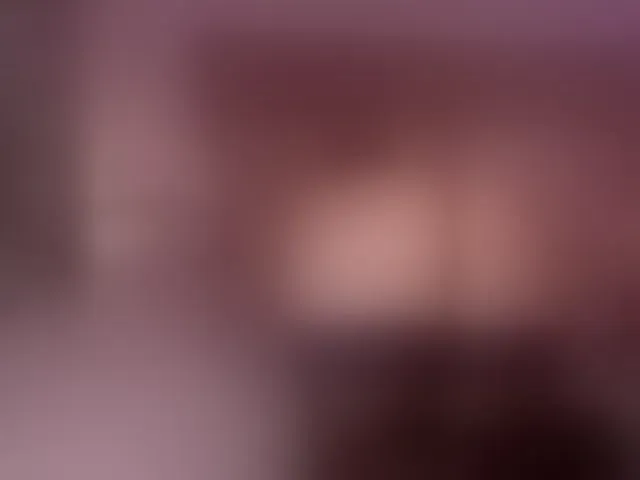 Live sex webcam photo for KiraRoxx #293987695