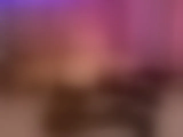 Live sex webcam photo for KiraRoxx #294193123