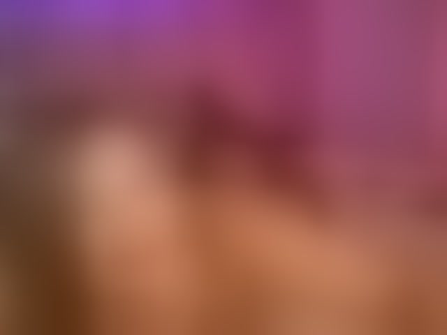Live sex webcam photo for KiraRoxx #294194352
