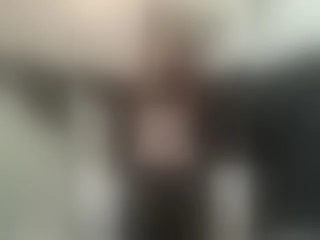Live sex webcam photo for KiraSaud69 #292701718