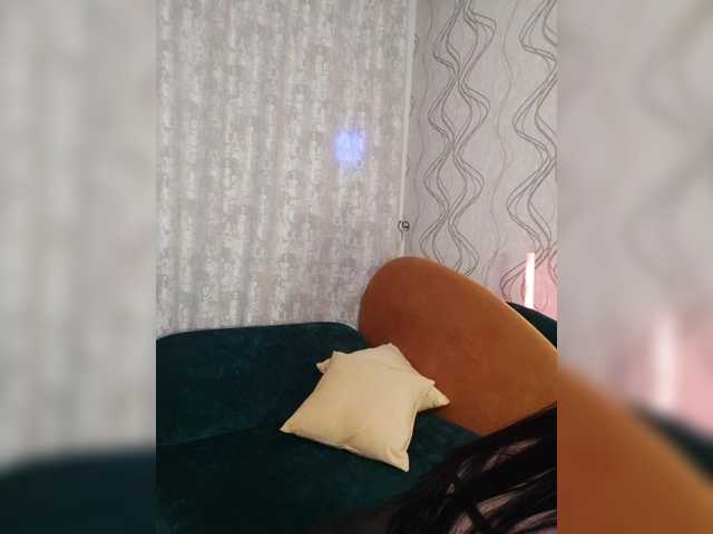 Live sex webcam photo for Kirakedi #290986317