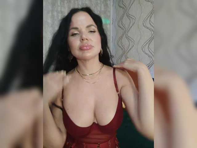 Live sex webcam photo for Kirakedi #291180817