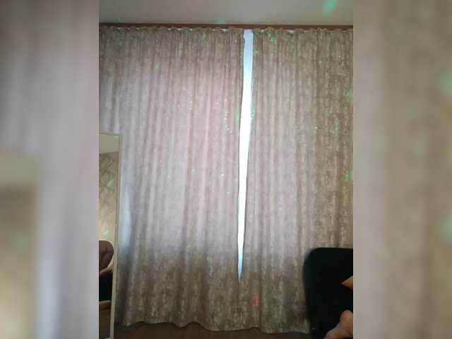 Live sex webcam photo for Kirakedi #291208478