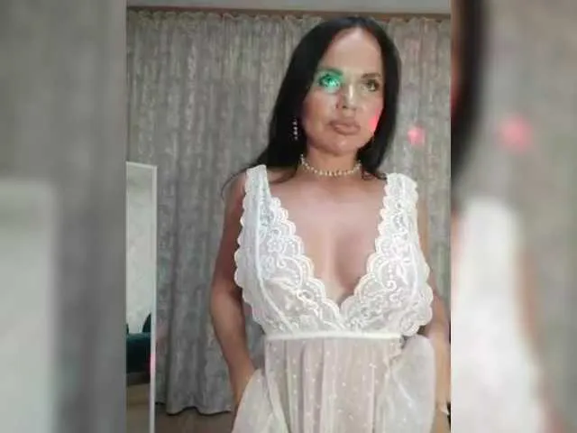 Live sex webcam photo for Kirakedi #291962727
