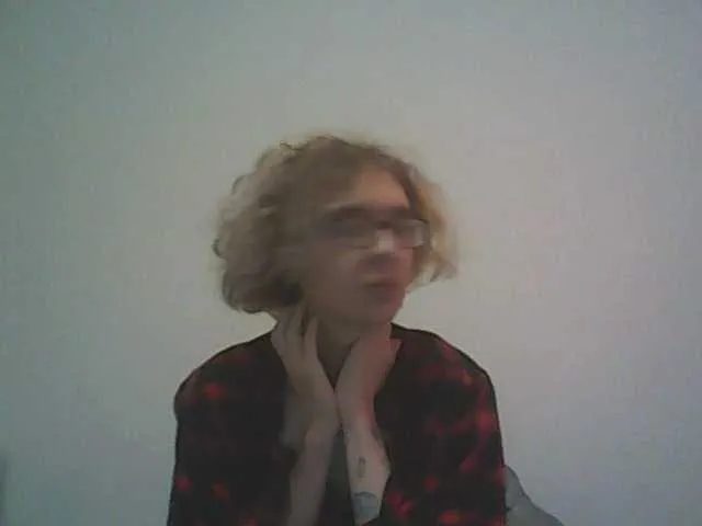 Live sex webcam photo for Kiriae #276580739