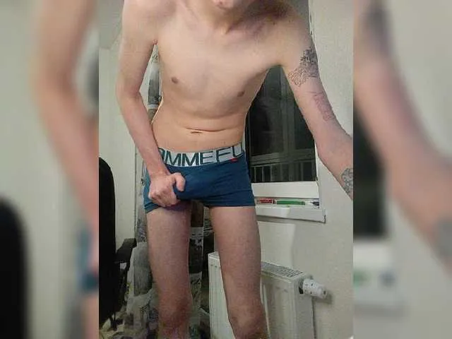 Live sex webcam photo for Kiriae #277361522