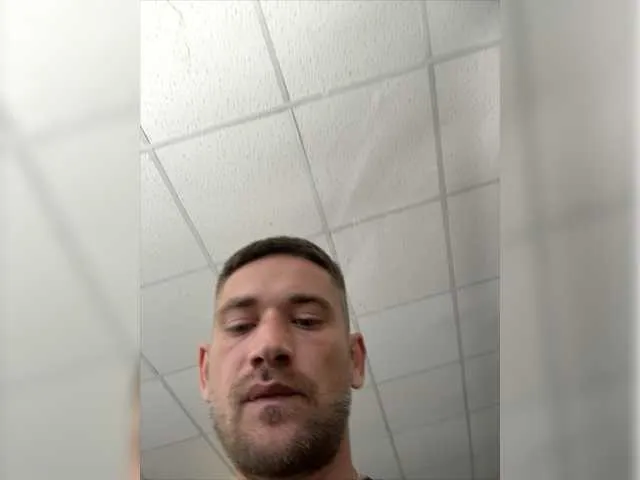 Live sex webcam photo for Kirill9663777 #277977307