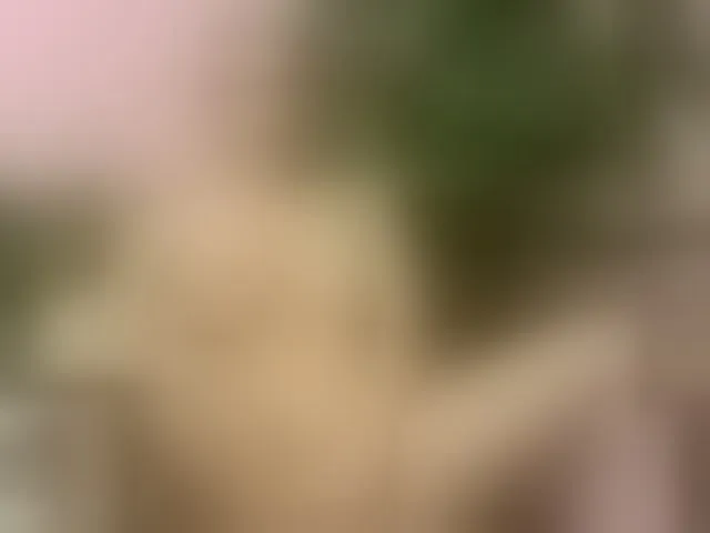 Live sex webcam photo for KirraWhite #293535093