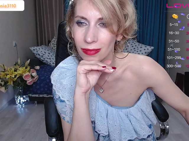 Live sex webcam photo for KirstenDesire #273647138