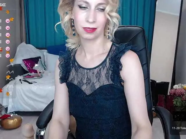 Live sex webcam photo for KirstenDesire #276708293