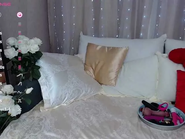 Live sex webcam photo for KirstenDesire #291204337