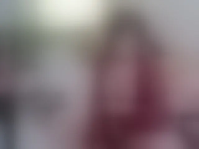 Live sex webcam photo for KirstenDesire #293515079