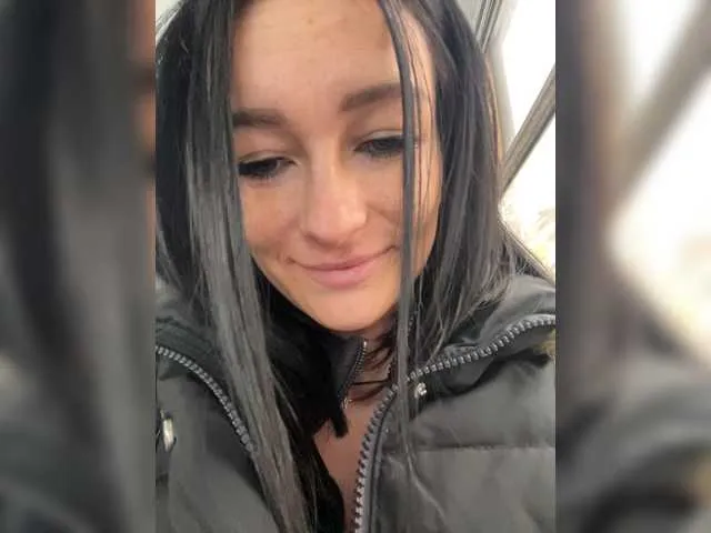 Live sex webcam photo for Kisa-Gav #272239048