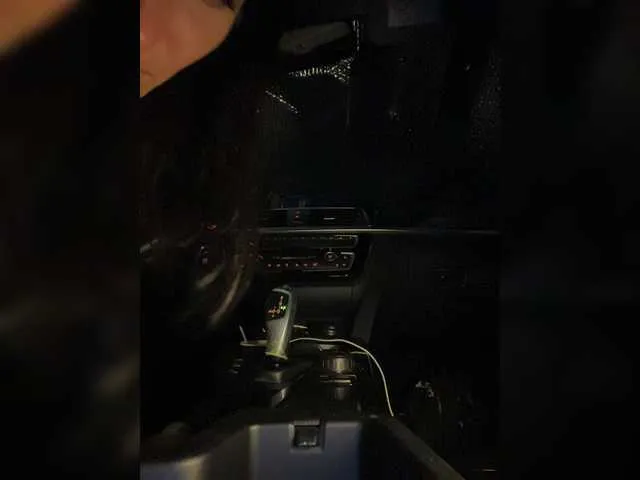 Live sex webcam photo for Kisa-Gav #274285838