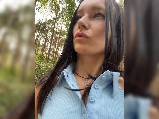 Live sex webcam photo for Kisa-Gav #274390829