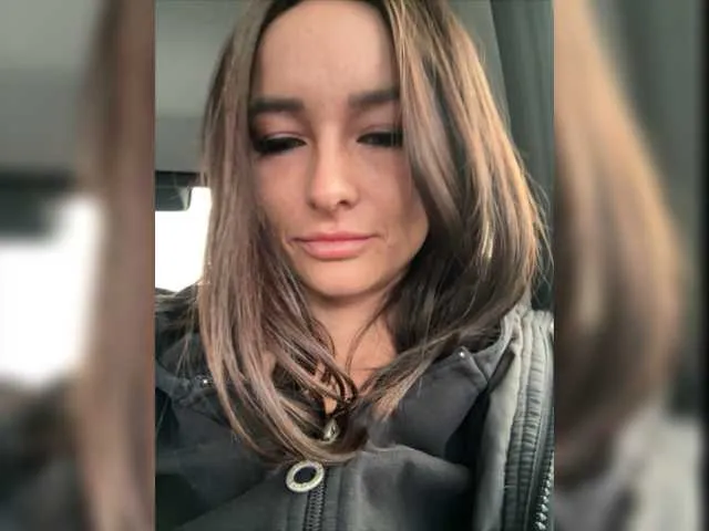 Live sex webcam photo for Kisa-Gav #277237176