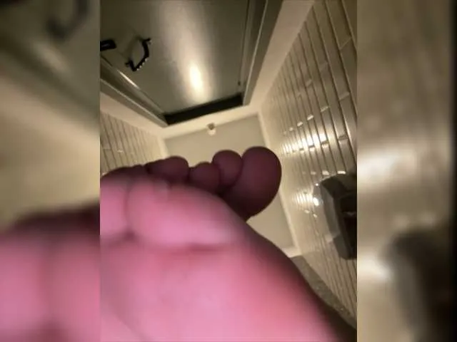 Live sex webcam photo for Kisa-Gav #277287077