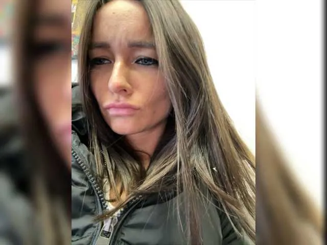 Live sex webcam photo for Kisa-Gav #277333675