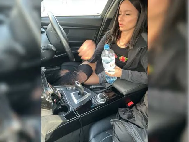 Live sex webcam photo for Kisa-Gav #277455598