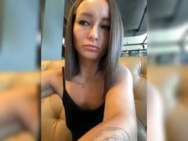 Live sex webcam photo for Kisa-Gav #278239047