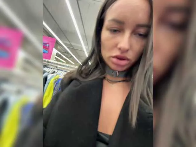 Live sex webcam photo for Kisa-Gav #290439878