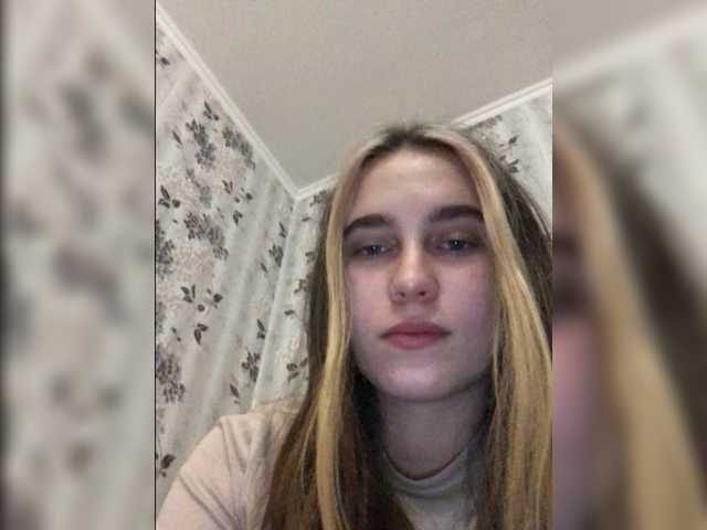 Live sex webcam photo for KisaMuraa #272906013