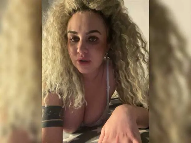 Live sex webcam photo for KisaNikusyaa #276568499